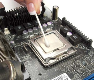 cara membersihkan processor dengan alkhol