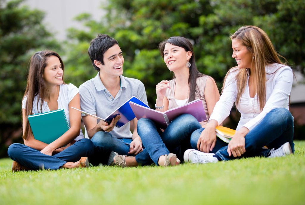 Bisnis Online Untuk Mahasiswa Paling Menjanjikan, Kuliah Tetap Lancar
